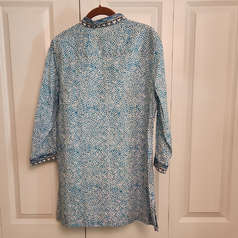 Foxcroft Turquoise and White Tunic Top - Picture 4 of 10